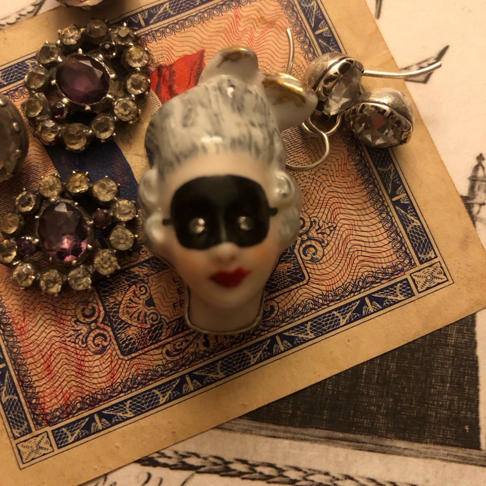Georgian masked patch box charm - Picture 3 of 16